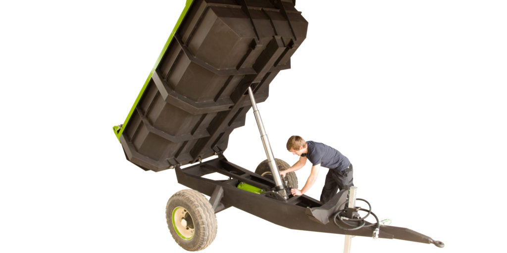 Montáž teleskopického hydraulického válce do sklopné vlečky