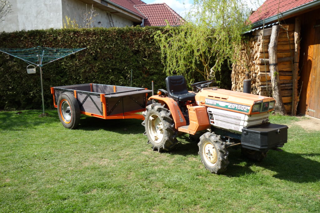 Malotraktor Kubota ZB1502 s novou vlečkou